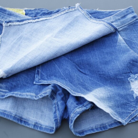 MACHINE by nouvelle mode Womans Vintage Jean Skort 🌵26 - Picture 3 of 11
